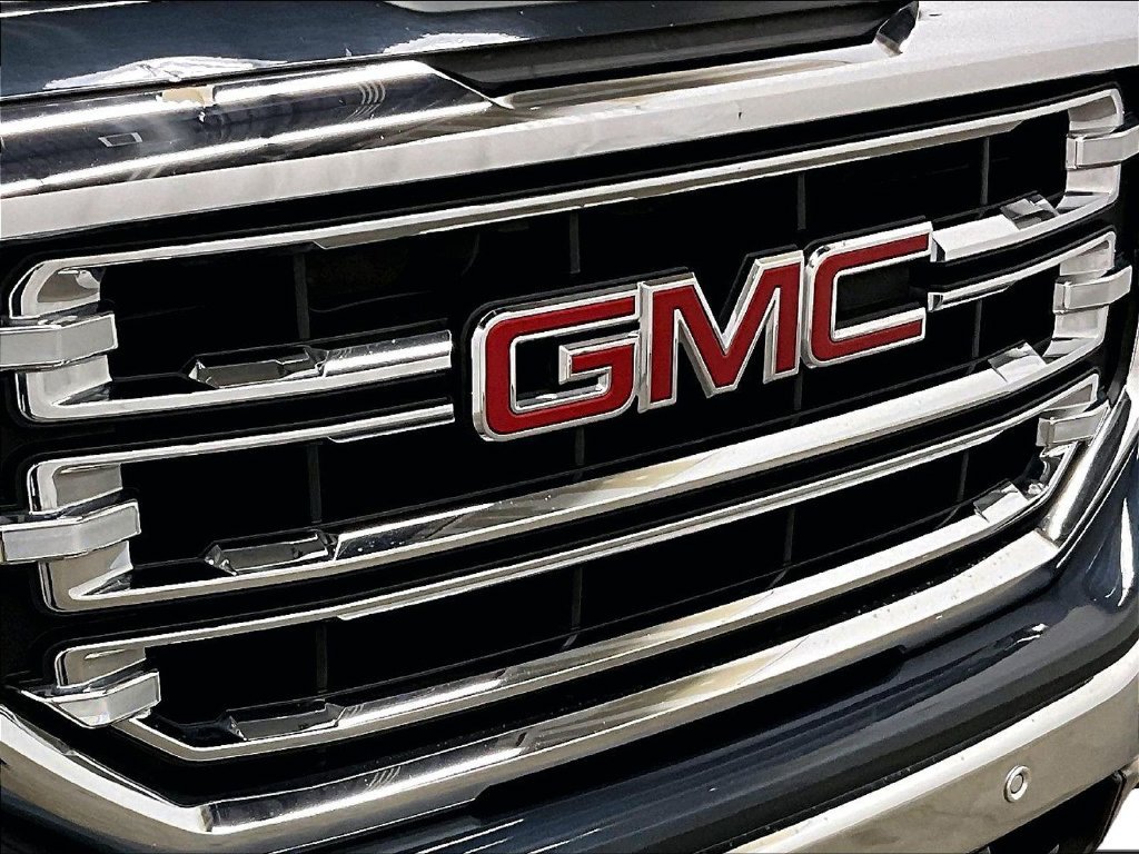 Used 2018 GMC Sierra 1500 SLT AWD/4WD image 32