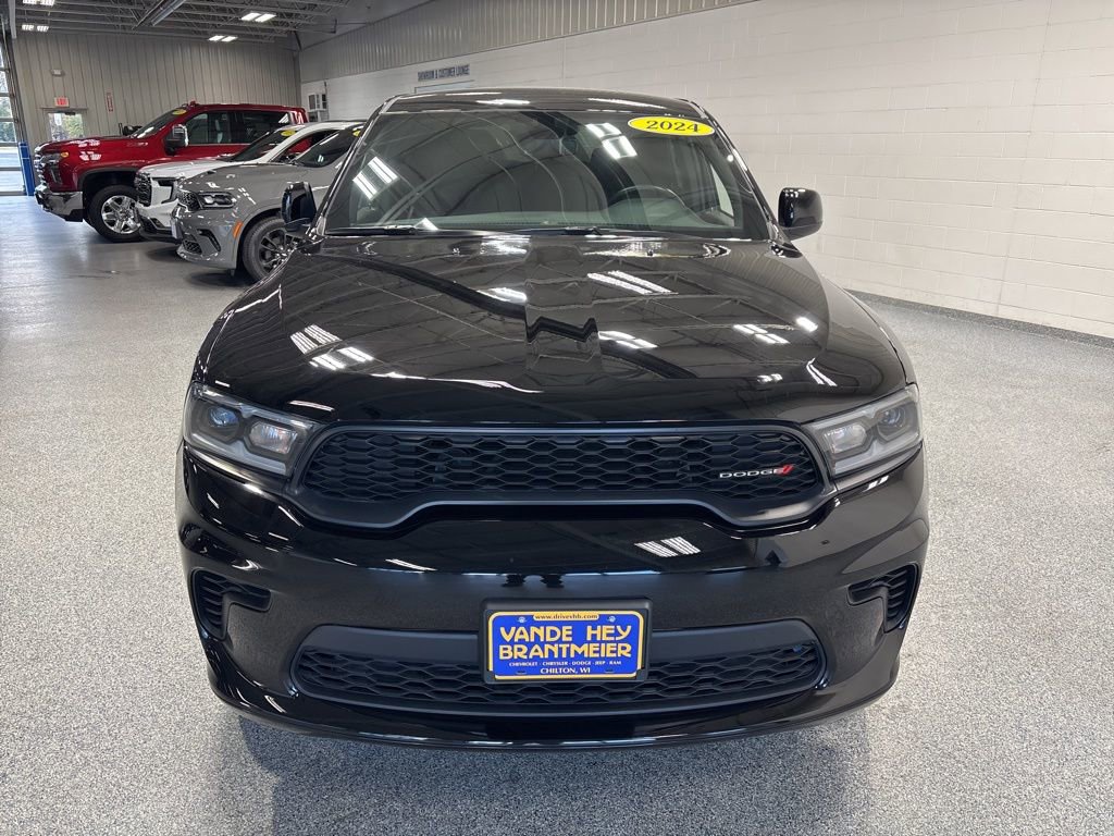 Used 2024 Dodge Durango GT image 2