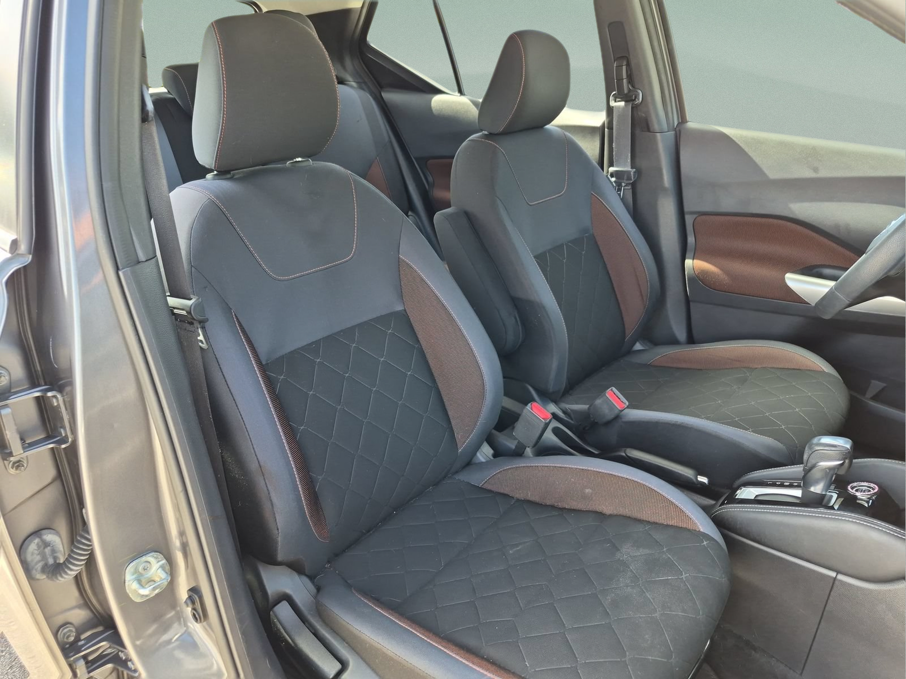 Used 2019 Nissan Kicks SR FWD image 18