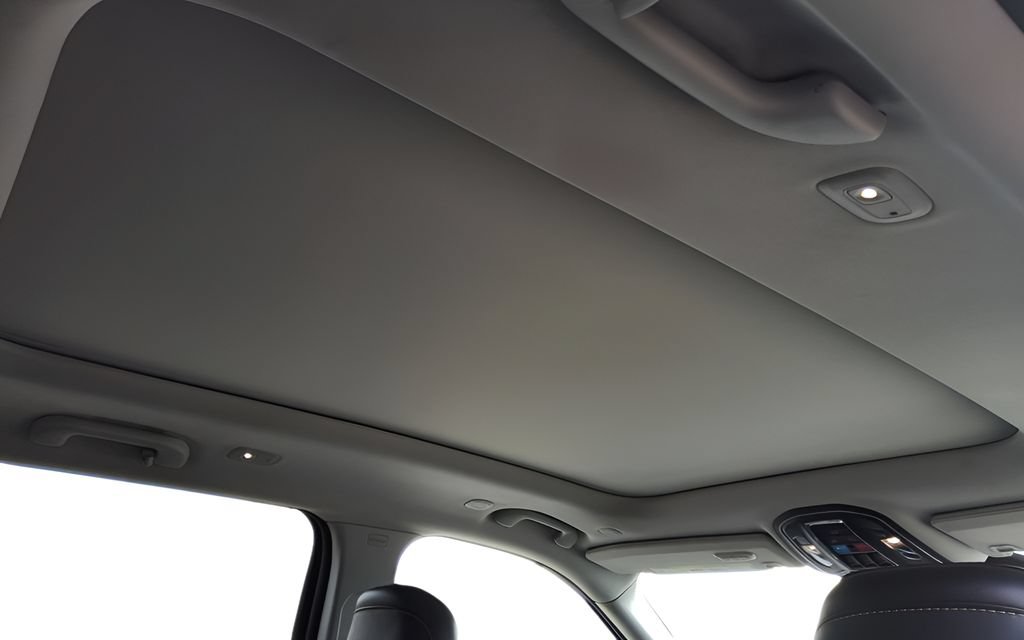 Used 2023 Jeep Grand Cherokee 4WD 4xe image 31
