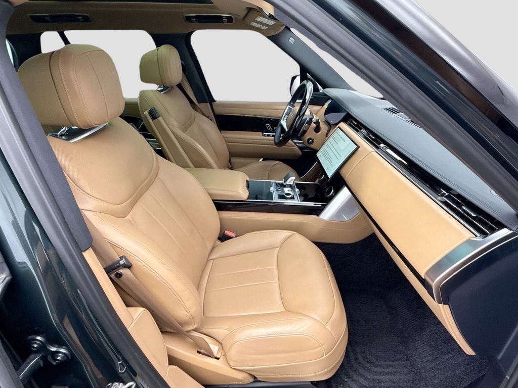 Used 2023 Land Rover Range Rover SE image 19
