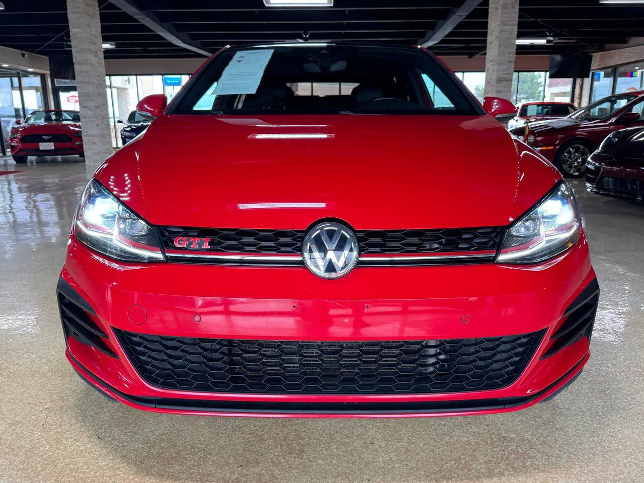 Used 2018 Volkswagen GTI Autobahn FWD image 2