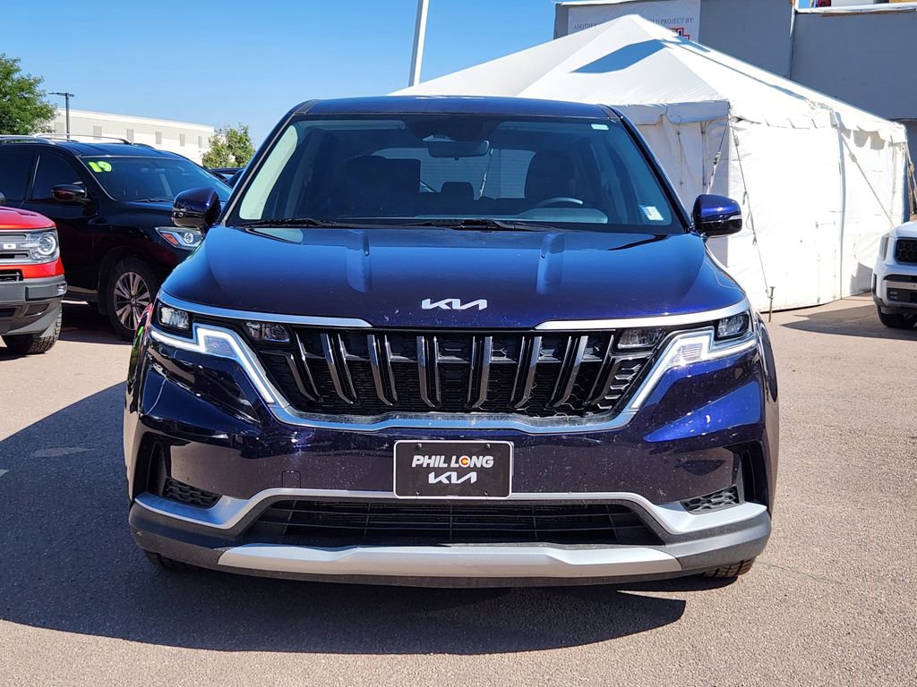 Used 2024 Kia Carnival LX image 2