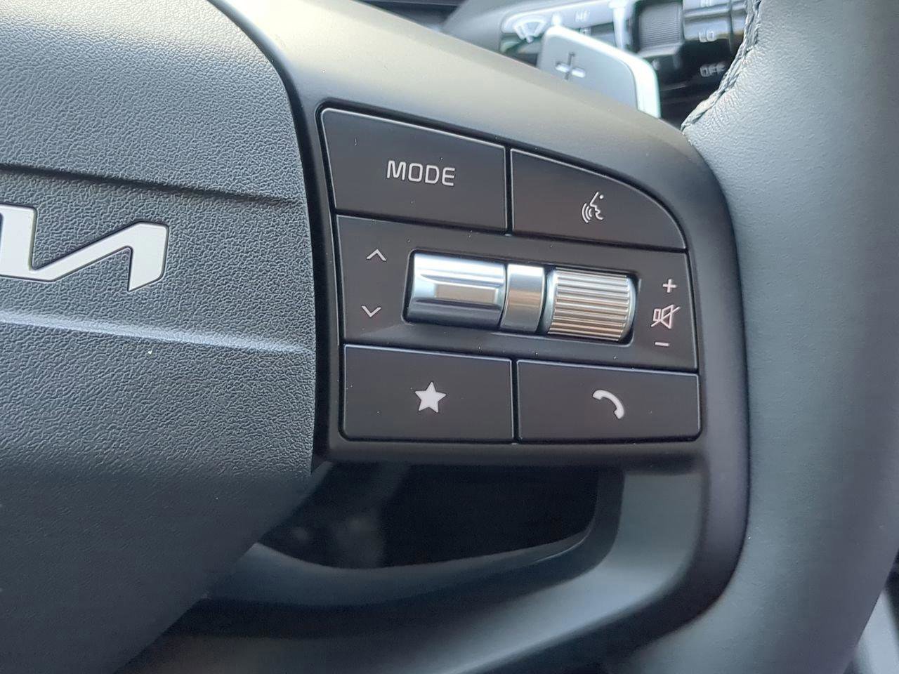 New 2026 Kia Sportage LX image 24