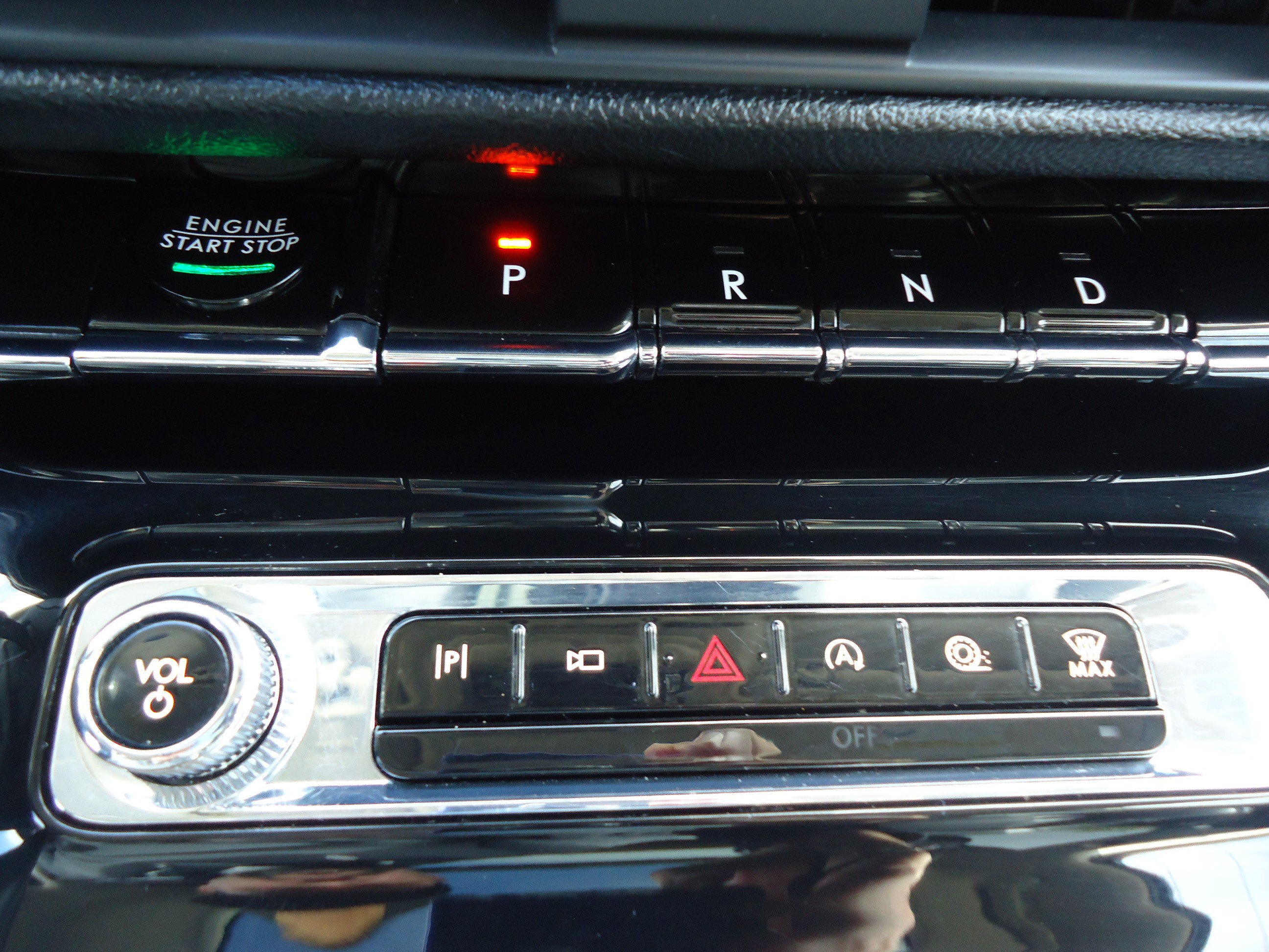Used 2023 Lincoln Corsair Reserve w/ Equipment Group 201A AWD/4WD image 19