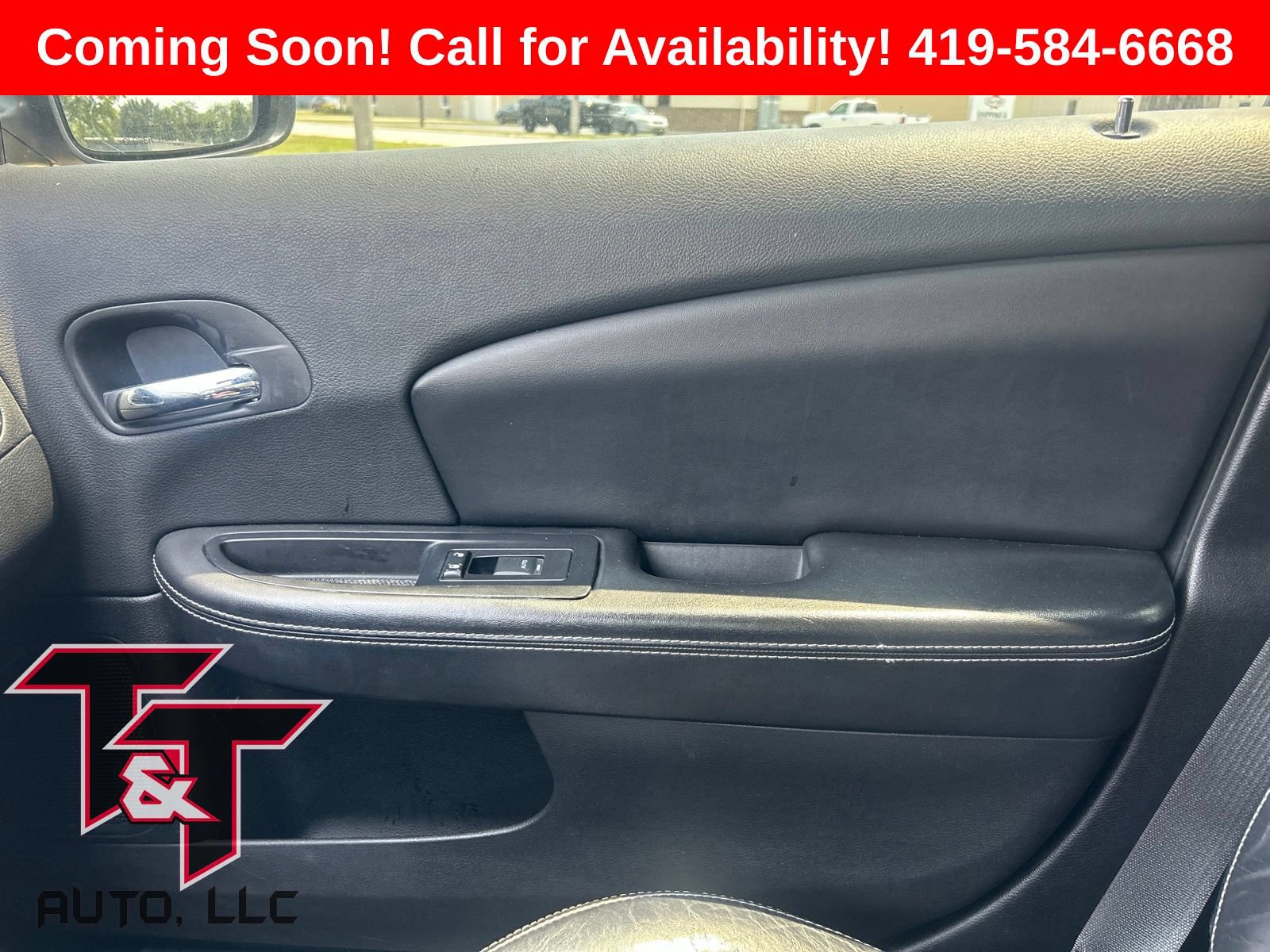 Used 2013 Chrysler 200 Limited FWD image 12