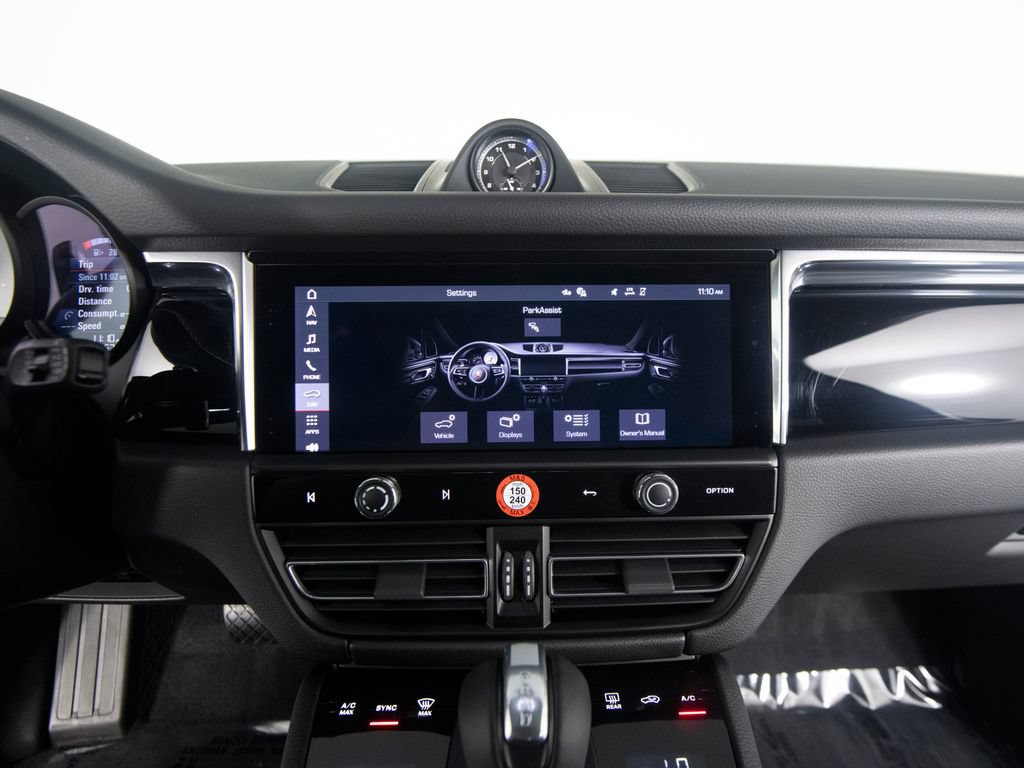 Certified 2026 Porsche Macan S AWD/4WD image 25
