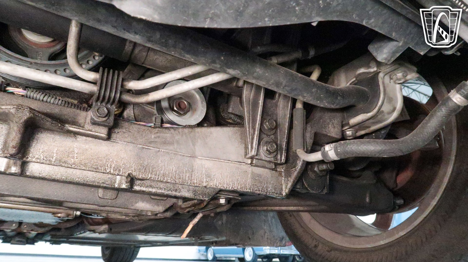 Used 2008 Cadillac XLR RWD image 23
