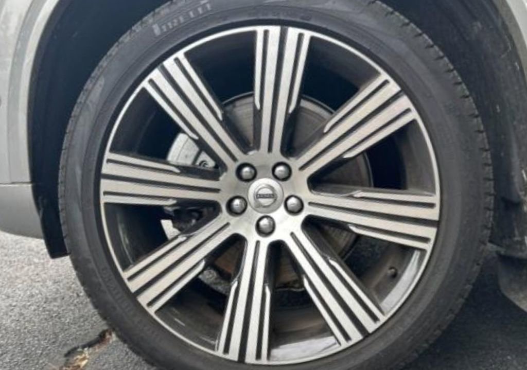 Used 2023 Volvo XC90 B6 Ultimate w/ Lounge Package AWD/4WD image 14