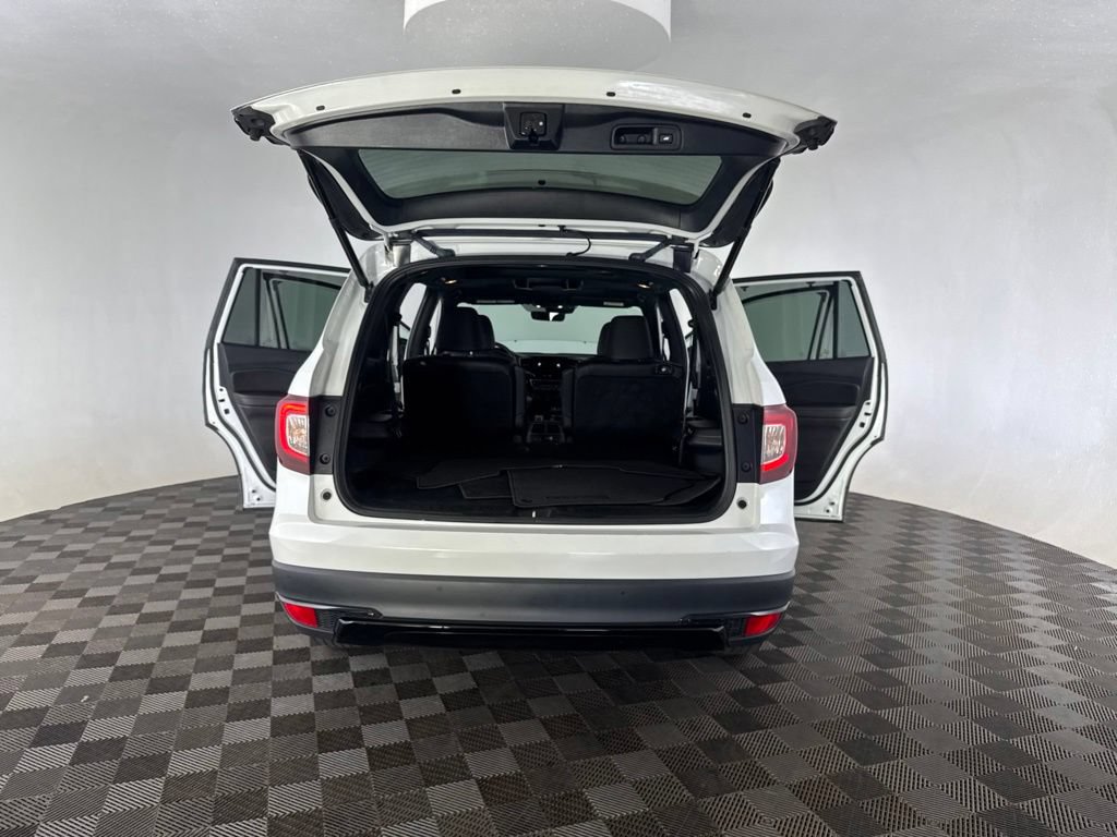 Used 2022 Honda Pilot Black Edition image 16