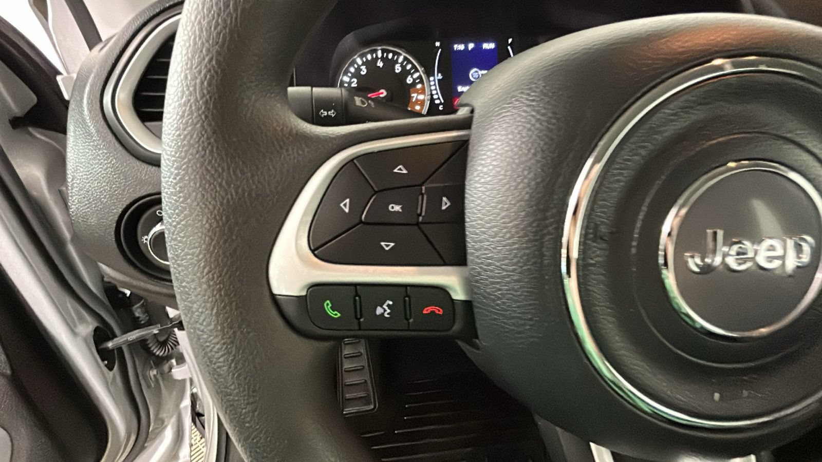 Used 2021 Jeep Renegade Sport AWD/4WD image 17