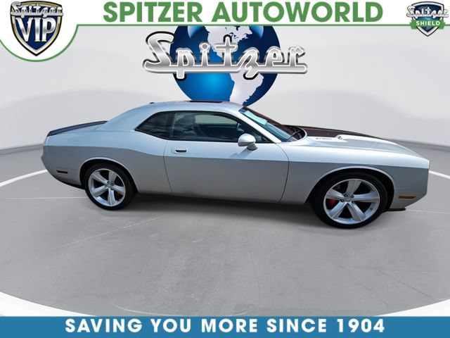 Used 2009 Dodge Challenger SRT8 w/ SRT Option Group II RWD image 9