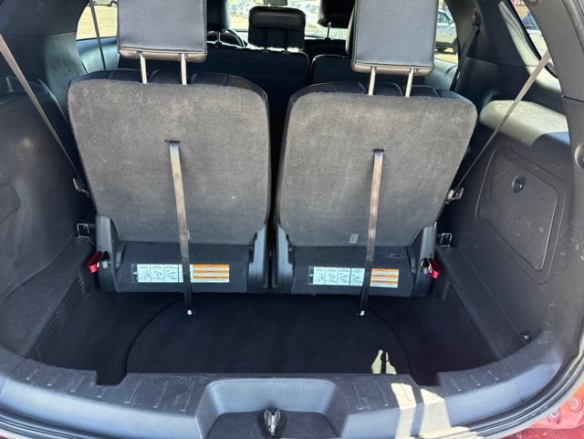 Used 2014 Ford Explorer XLT w/ Equipment Group 202A AWD/4WD image 21