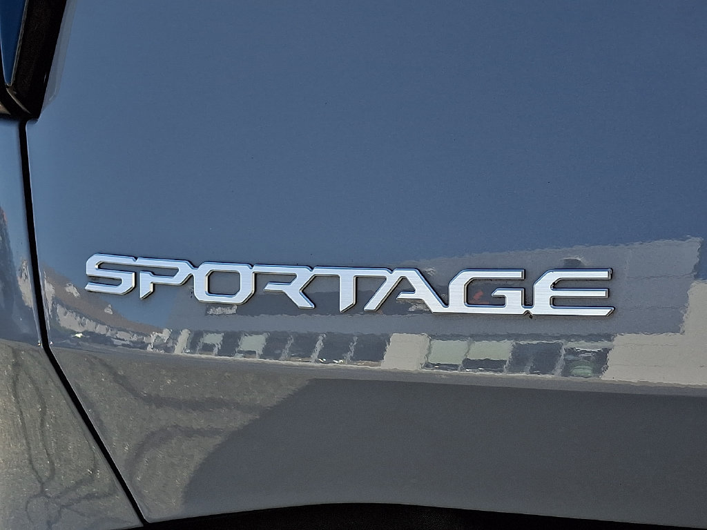 Used 2024 Kia Sportage X-Line w/ X-Line Premium Package AWD/4WD image 34