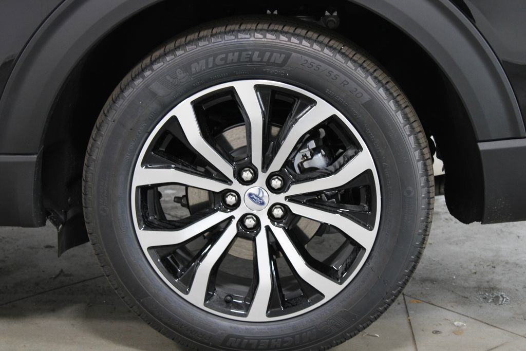 New 2026 Ford Explorer ST-Line image 18