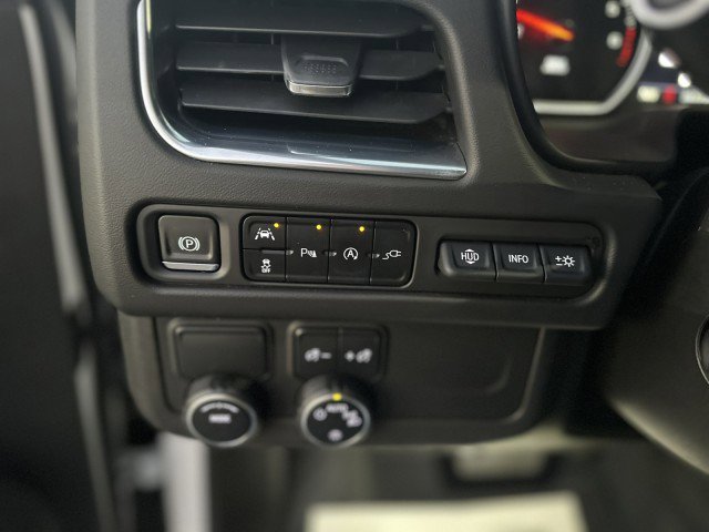 Used 2021 Chevrolet Tahoe Premier image 11