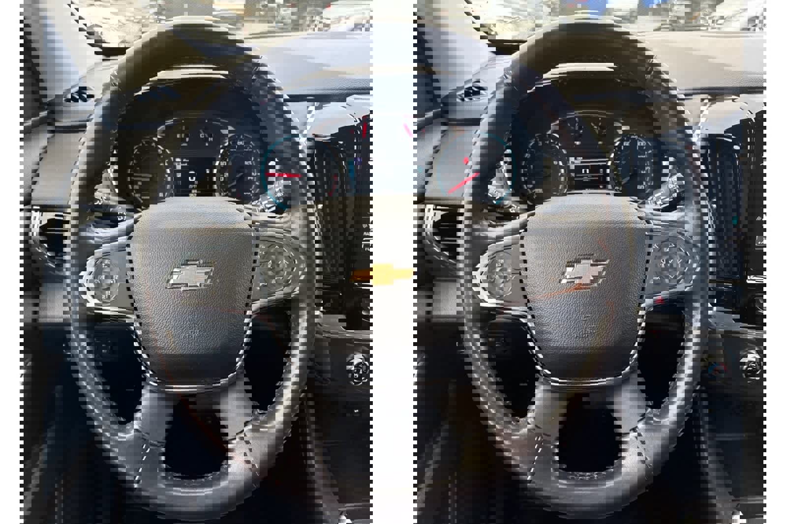 Used 2019 Chevrolet Traverse LT image 23