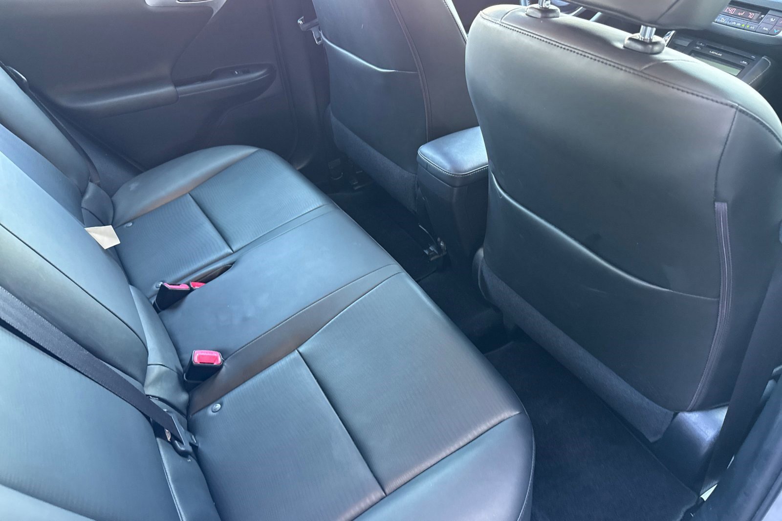 Used 2012 Lexus CT 200h image 28