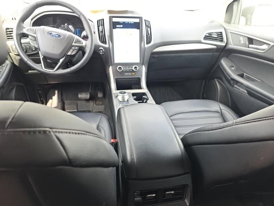 Certified 2024 Ford Edge SEL w/ Convenience Package image 4
