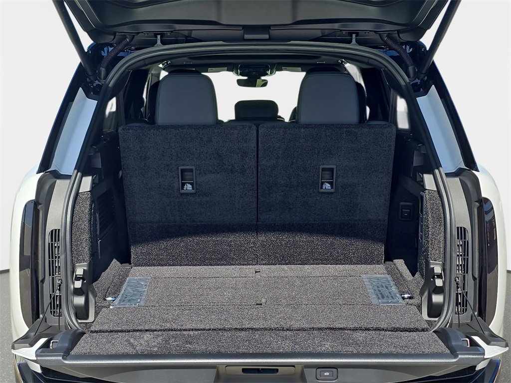 New 2026 Land Rover Range Rover Long Wheelbase SE image 15
