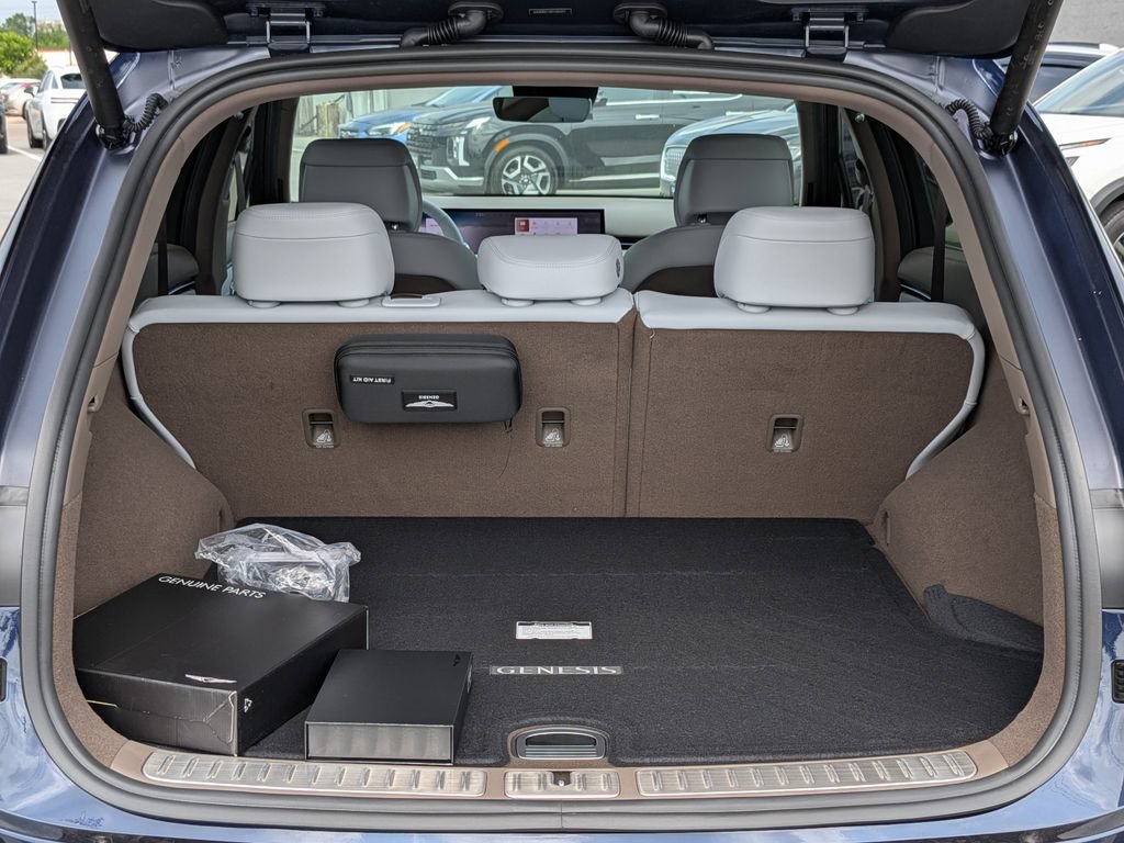 New 2026 Genesis GV70 2.5T Advanced AWD/4WD image 30