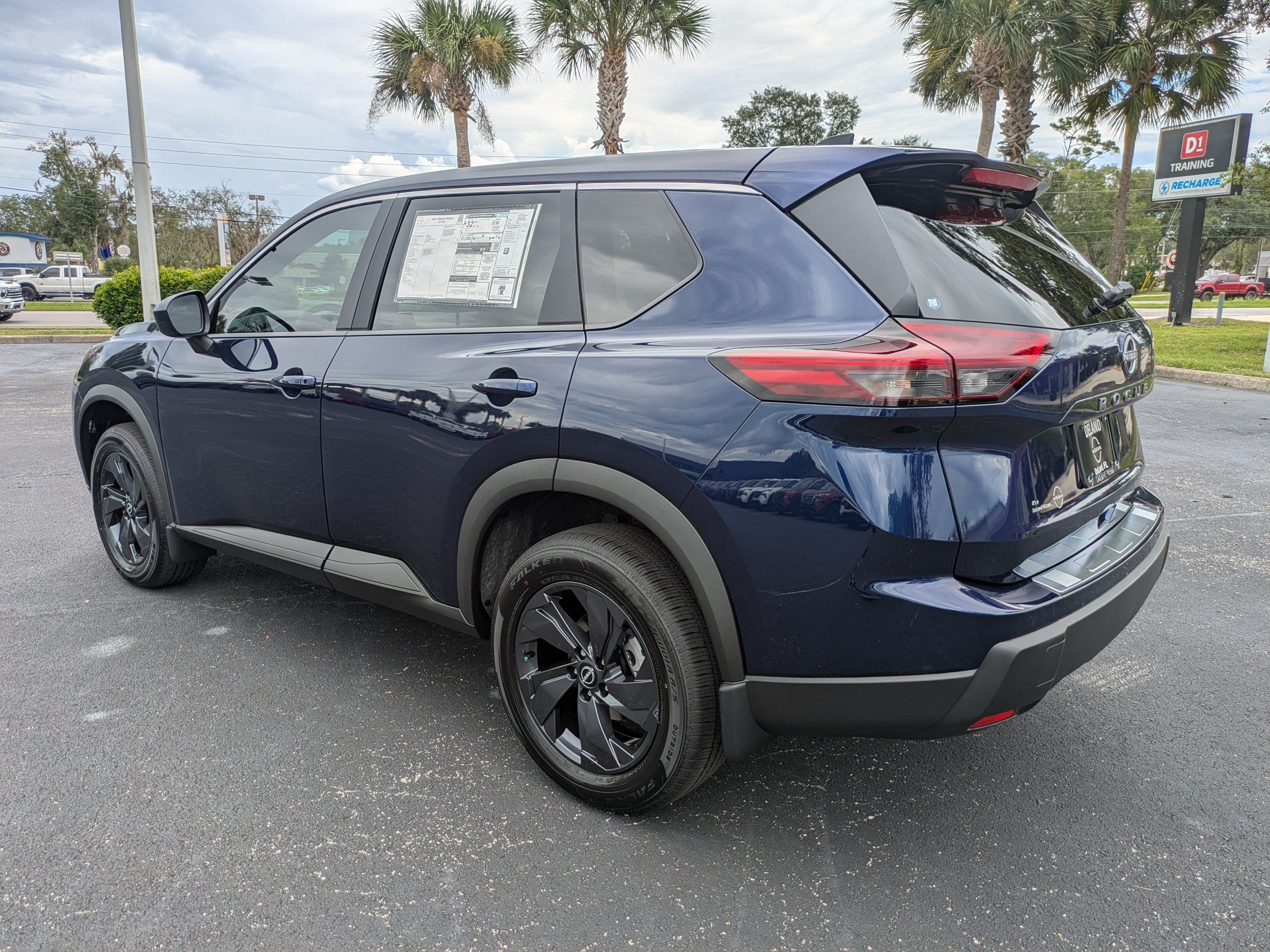 New 2026 Nissan Rogue SV FWD image 6