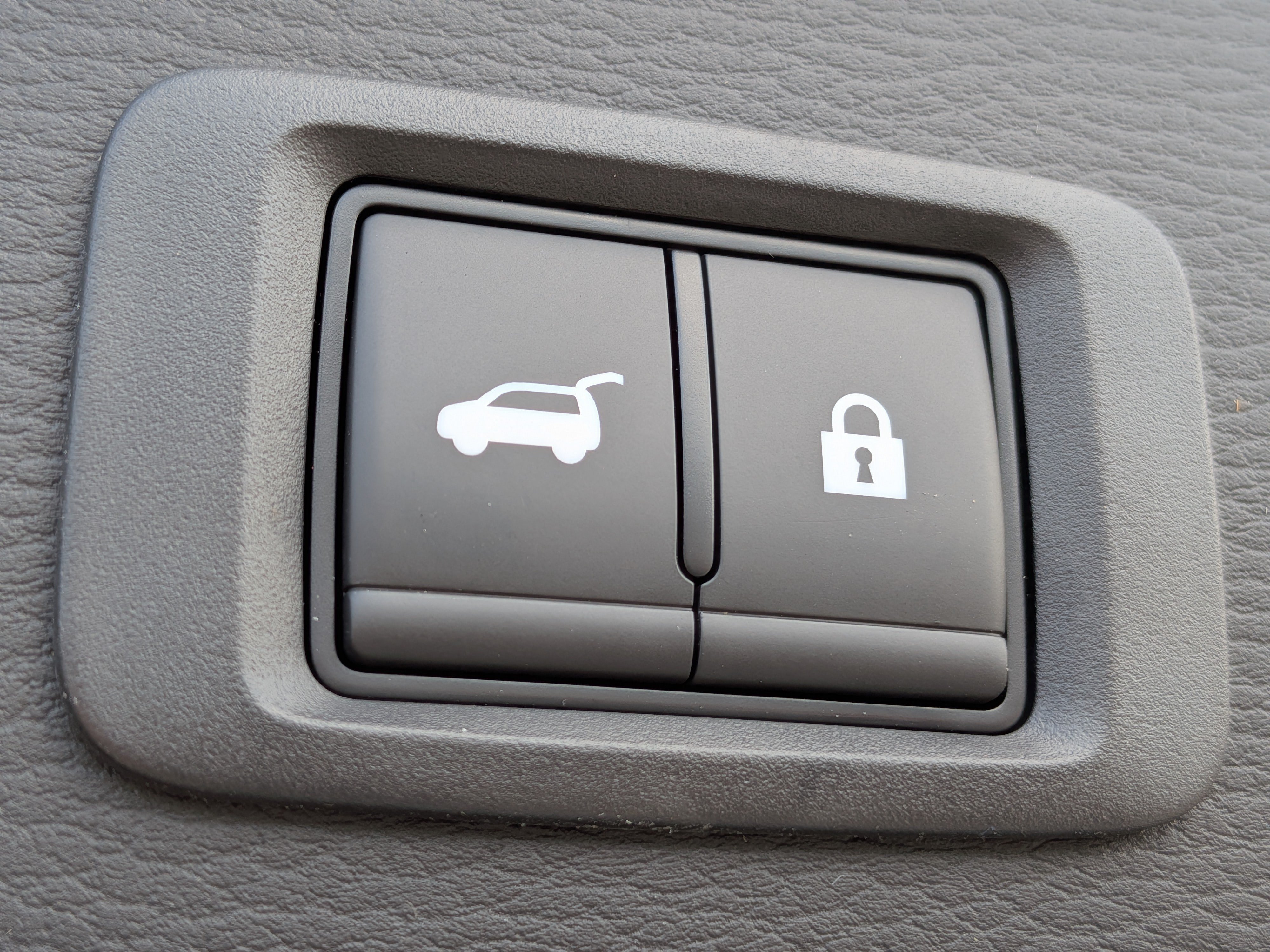 New 2026 Nissan Rogue SL AWD/4WD image 18