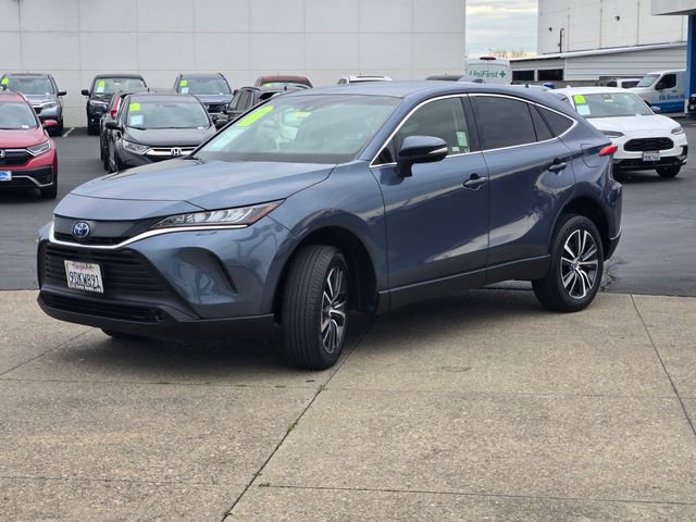 Used 2022 Toyota Venza LE image 8