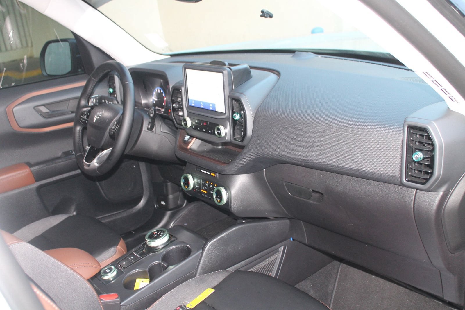 Used 2024 Ford Bronco Sport Outer Banks AWD/4WD image 20