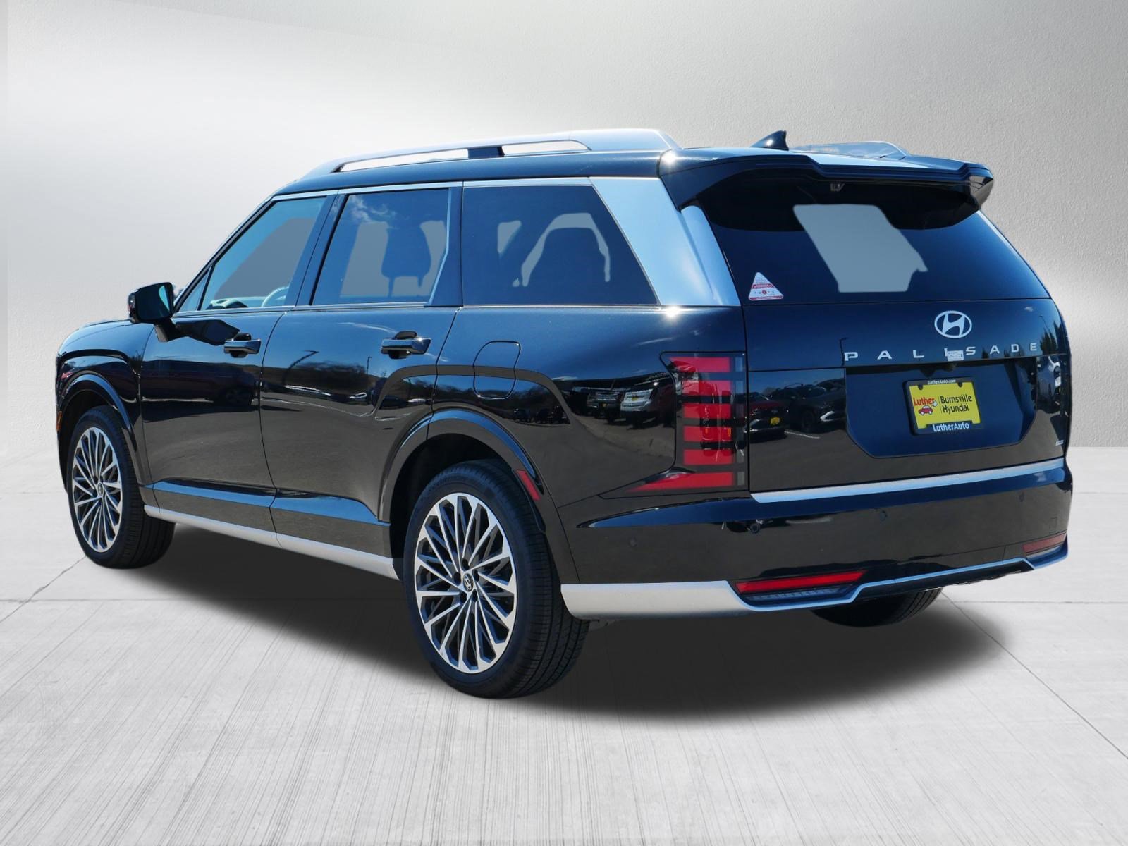 Used 2026 Hyundai Palisade Calligraphy AWD/4WD image 5