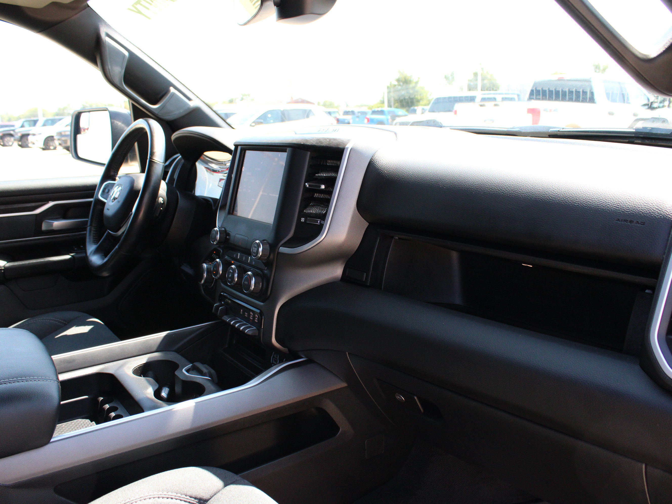 Used 2022 RAM 1500 Big Horn AWD/4WD image 44