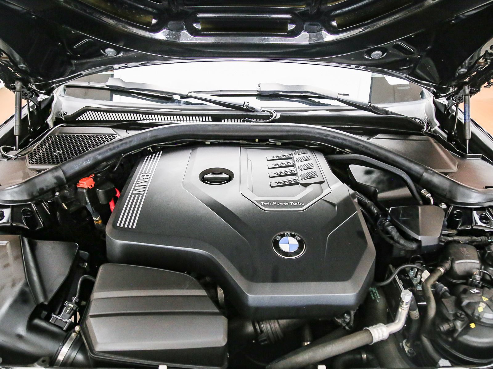 Used 2023 BMW 330i Sedan w/ Premium Package RWD image 28