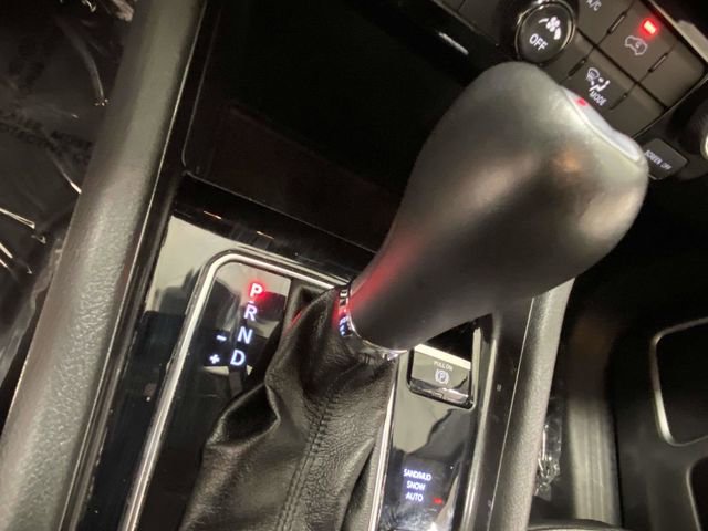 Used 2024 Jeep Compass Latitude image 18