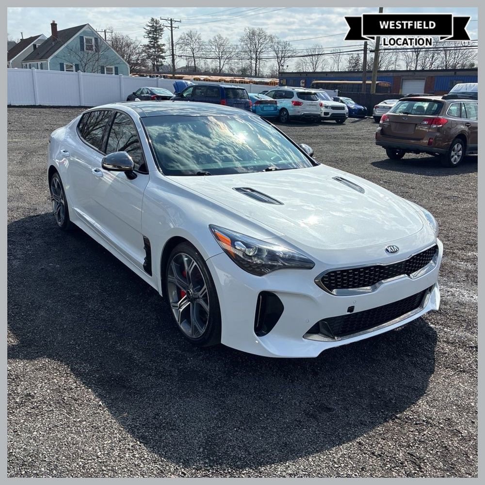 Used 2019 Kia Stinger GT2 image 1
