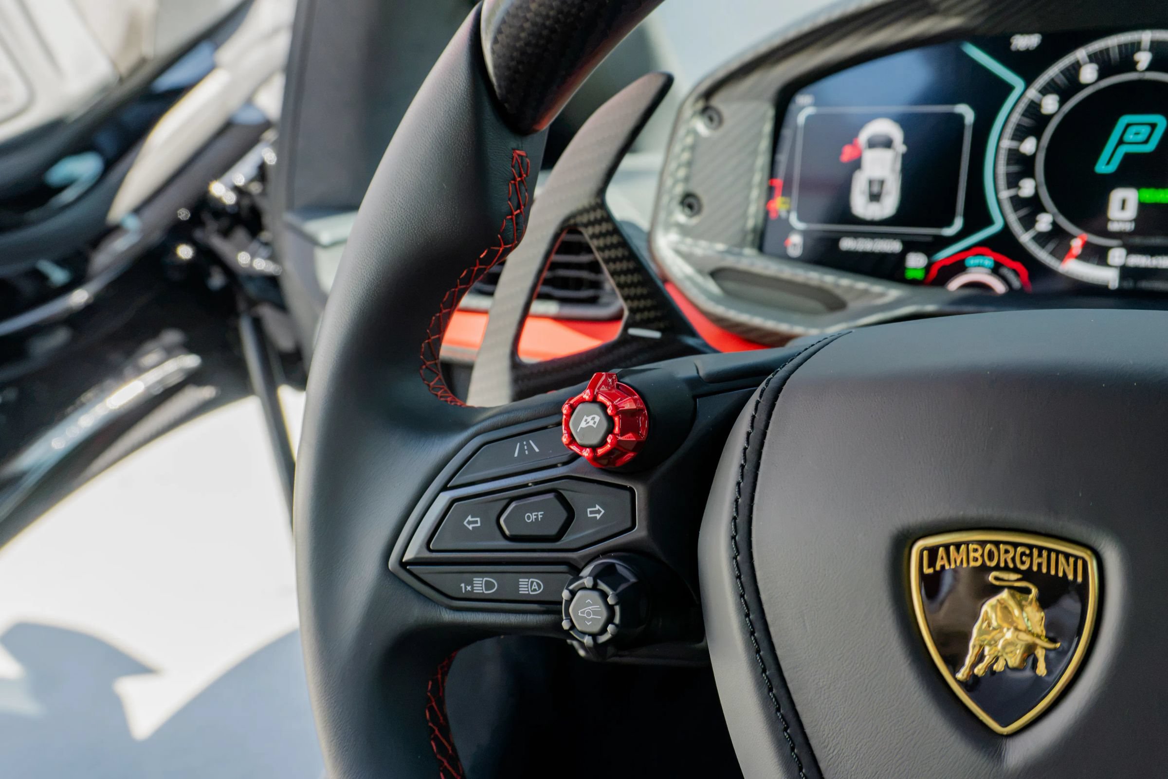 Used 2025 Lamborghini Revuelto AWD/4WD image 66