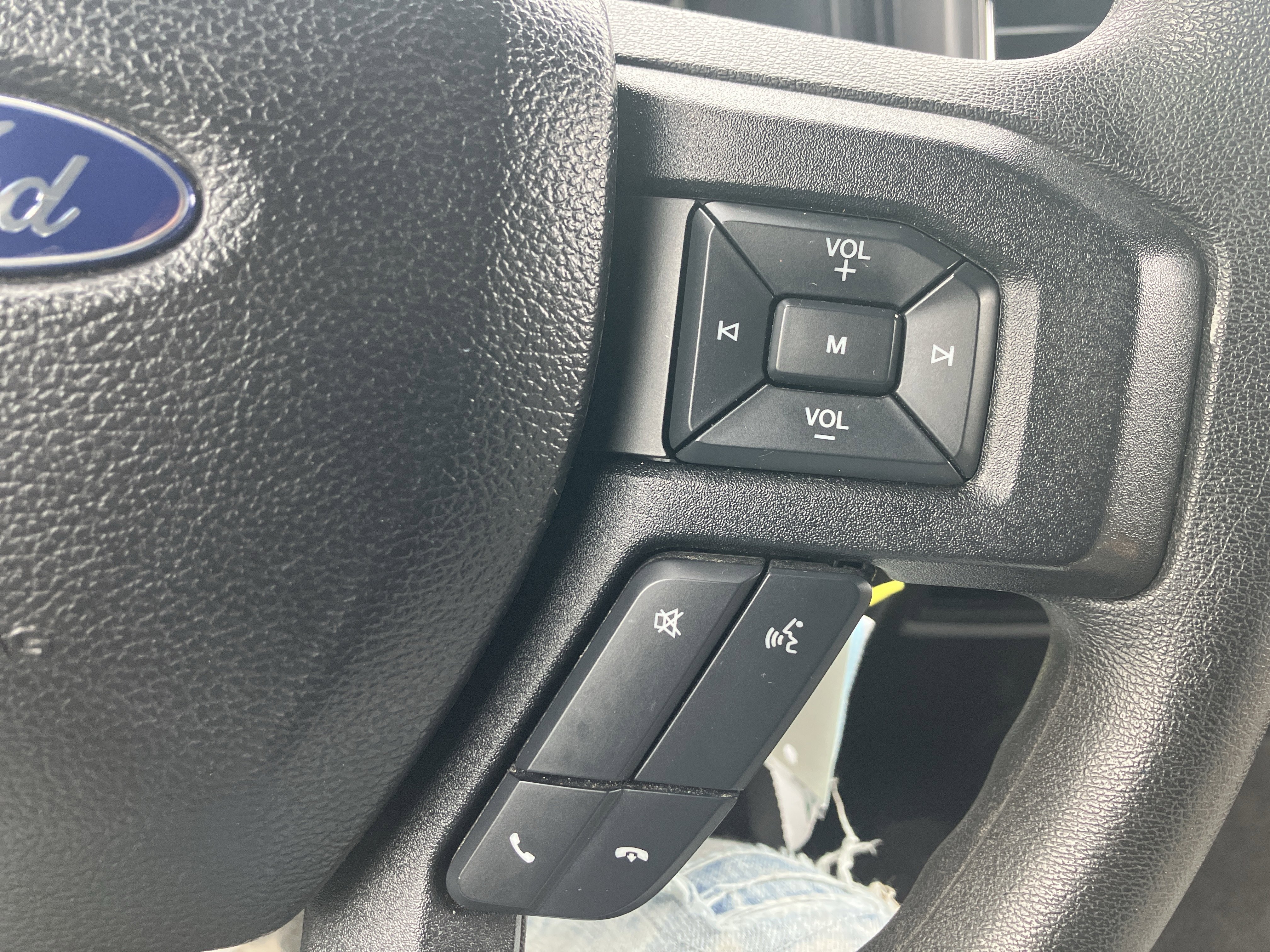 Used 2016 Ford F150 XLT w/ Trailer Tow Package image 23