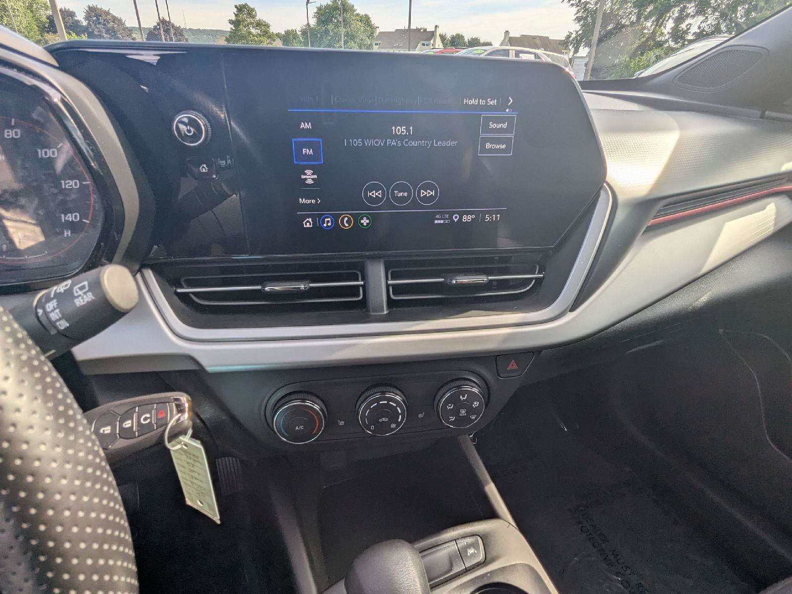 Used 2024 Chevrolet Trax RS w/ Driver Confidence Package FWD image 15