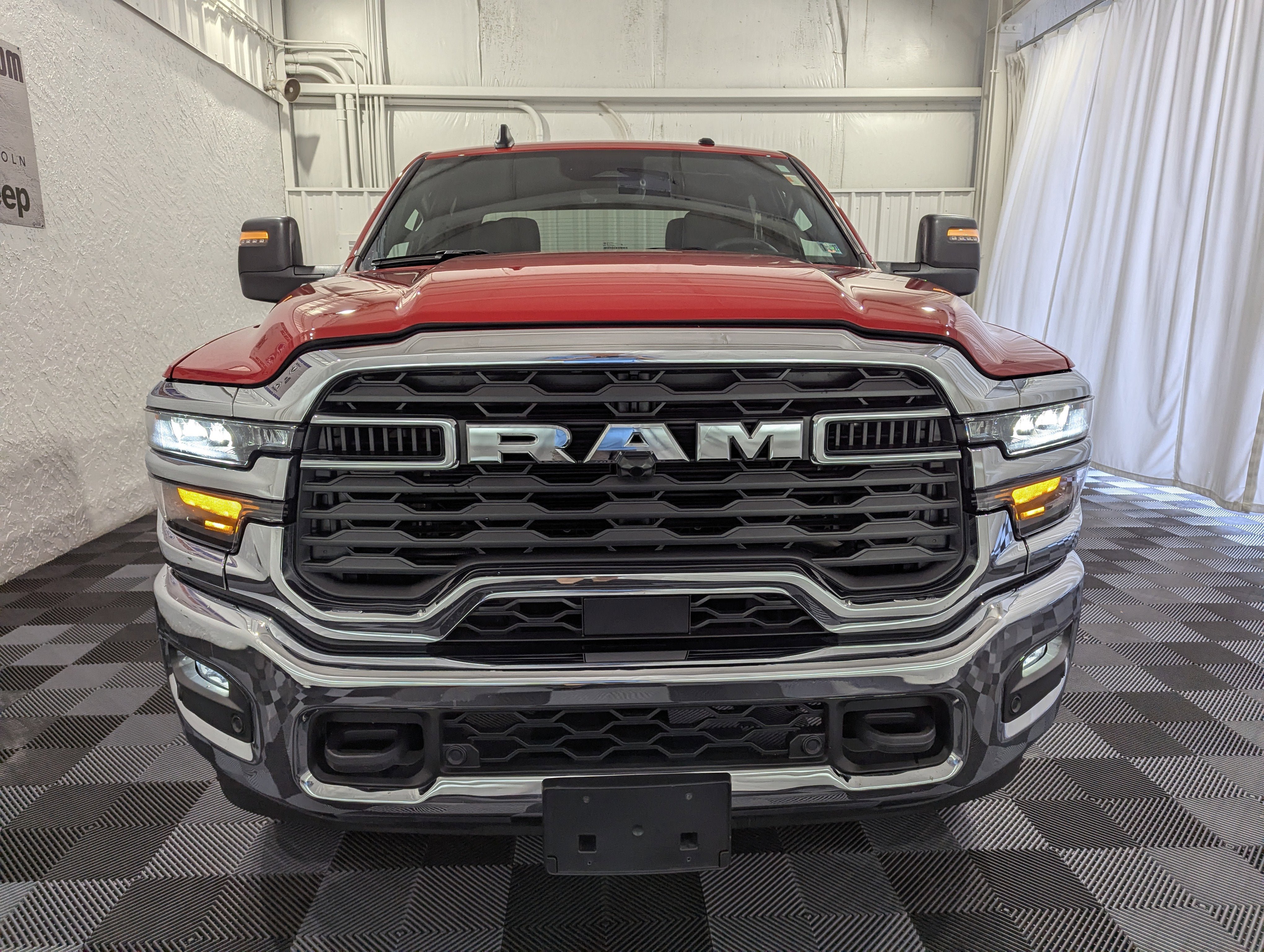 Used 2026 RAM 2500 Big Horn AWD/4WD image 4