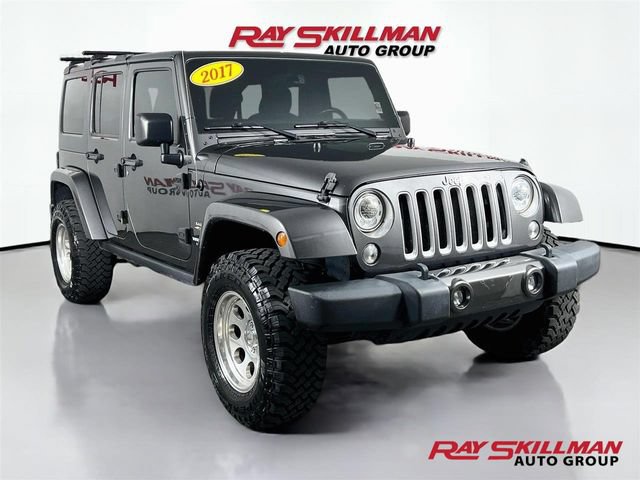 Used 2017 Jeep Wrangler Unlimited Sahara w/ Connectivity Group AWD/4WD image 1