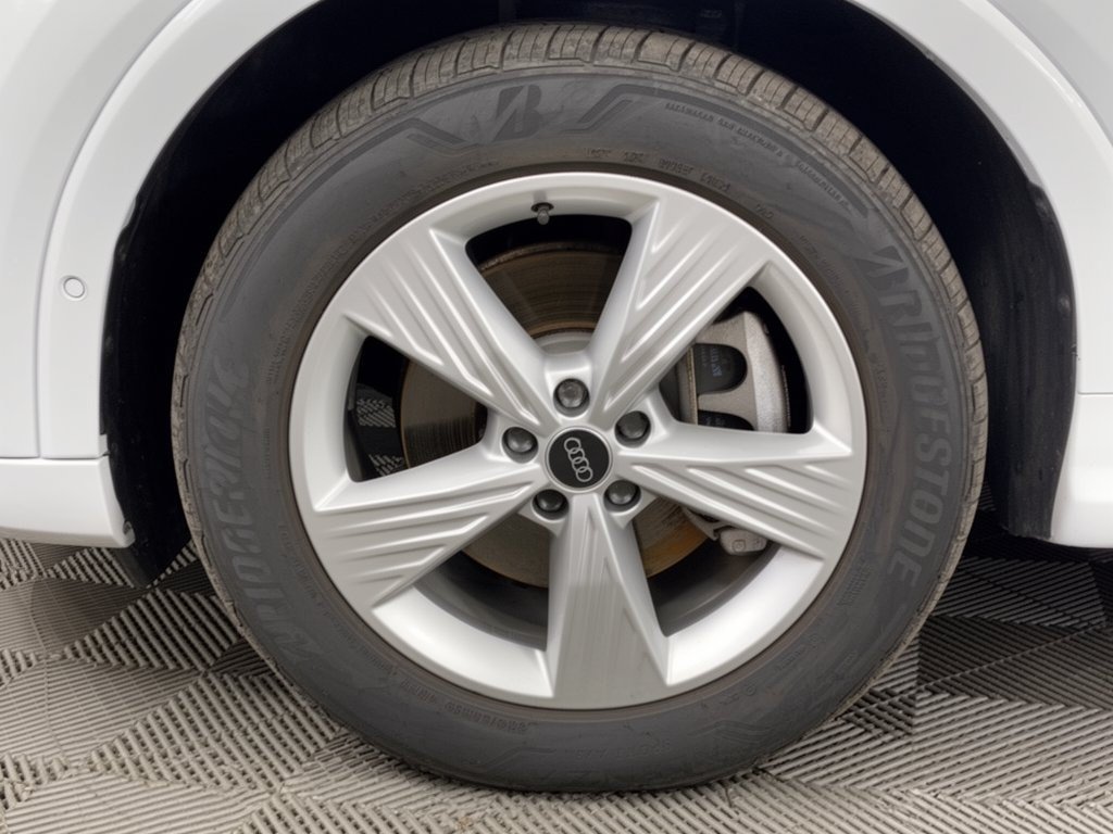 Certified 2024 Audi Q4 e-tron Premium Plus AWD/4WD image 13