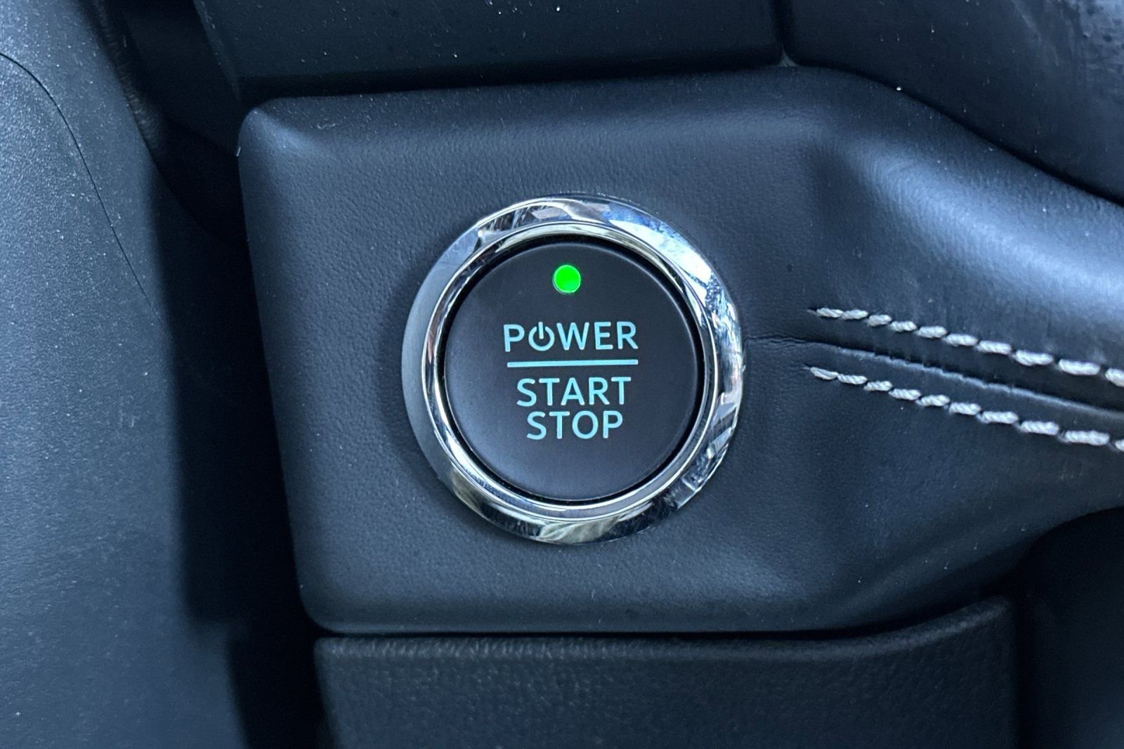 Used 2025 Ford F150 Lightning Platinum image 20