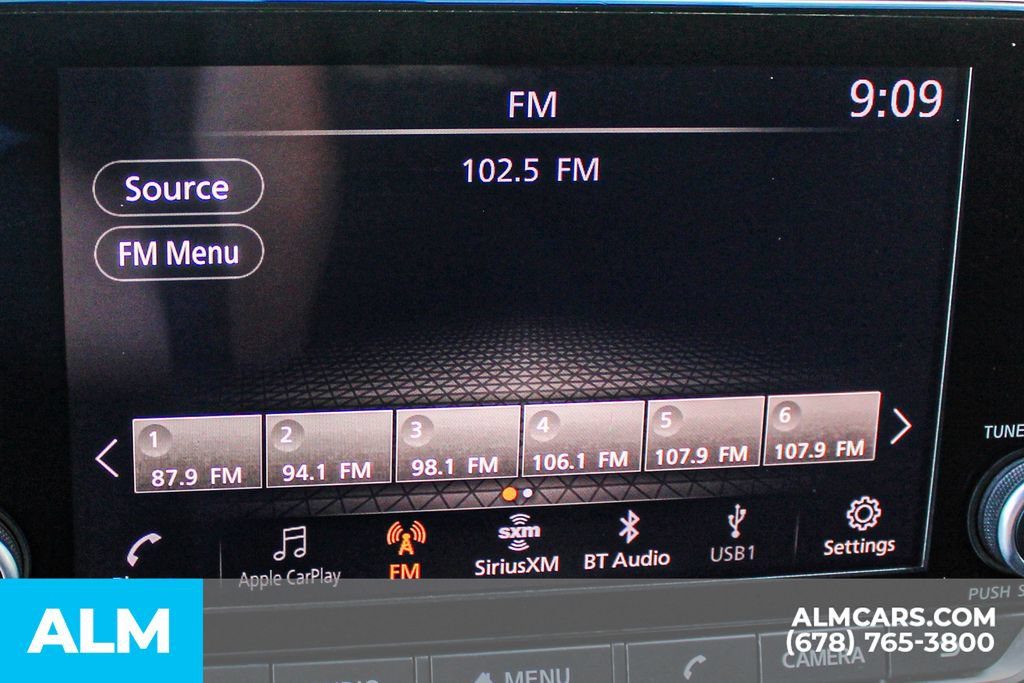 Used 2024 Nissan Rogue S AWD/4WD image 29