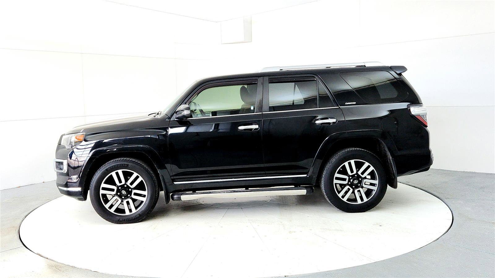 Certified 2018 Toyota 4Runner Limited image 3