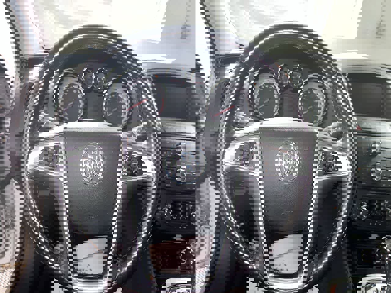 Used 2013 Buick Regal Premium FWD image 16