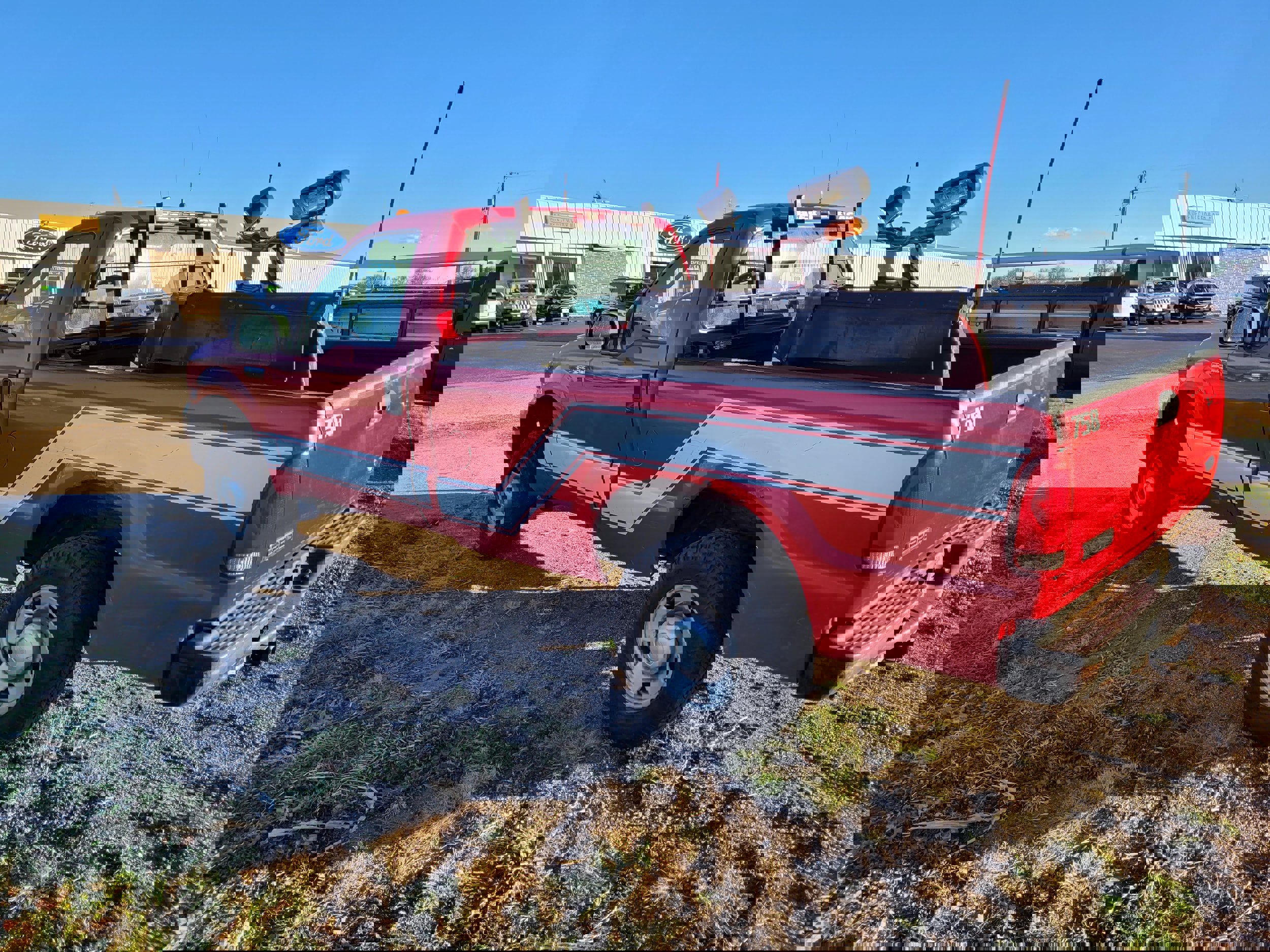 Used 2006 Ford F250 XLT image 2