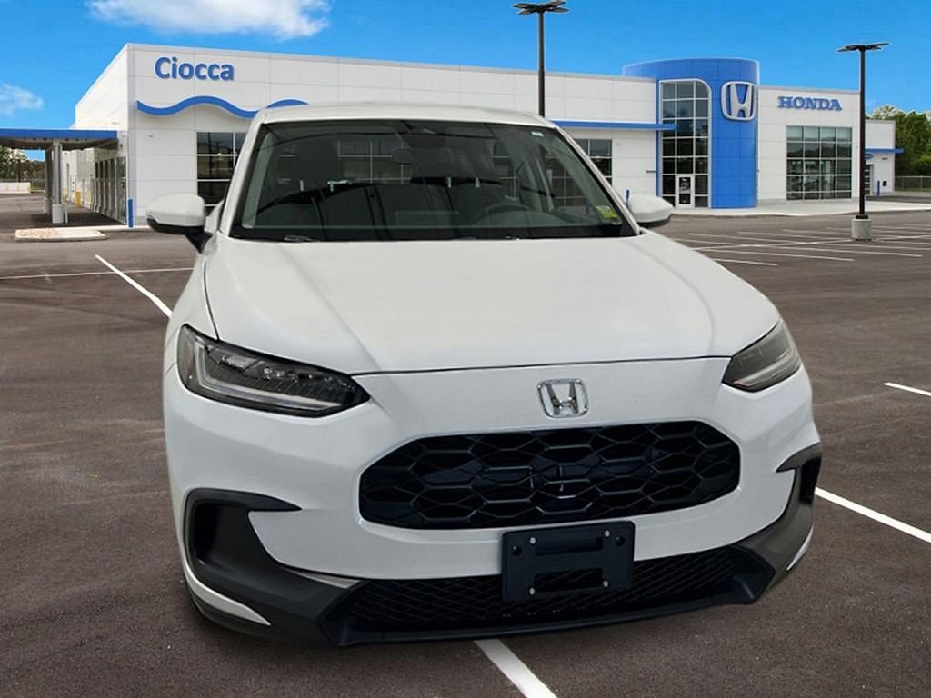 Used 2025 Honda HR-V LX image 9