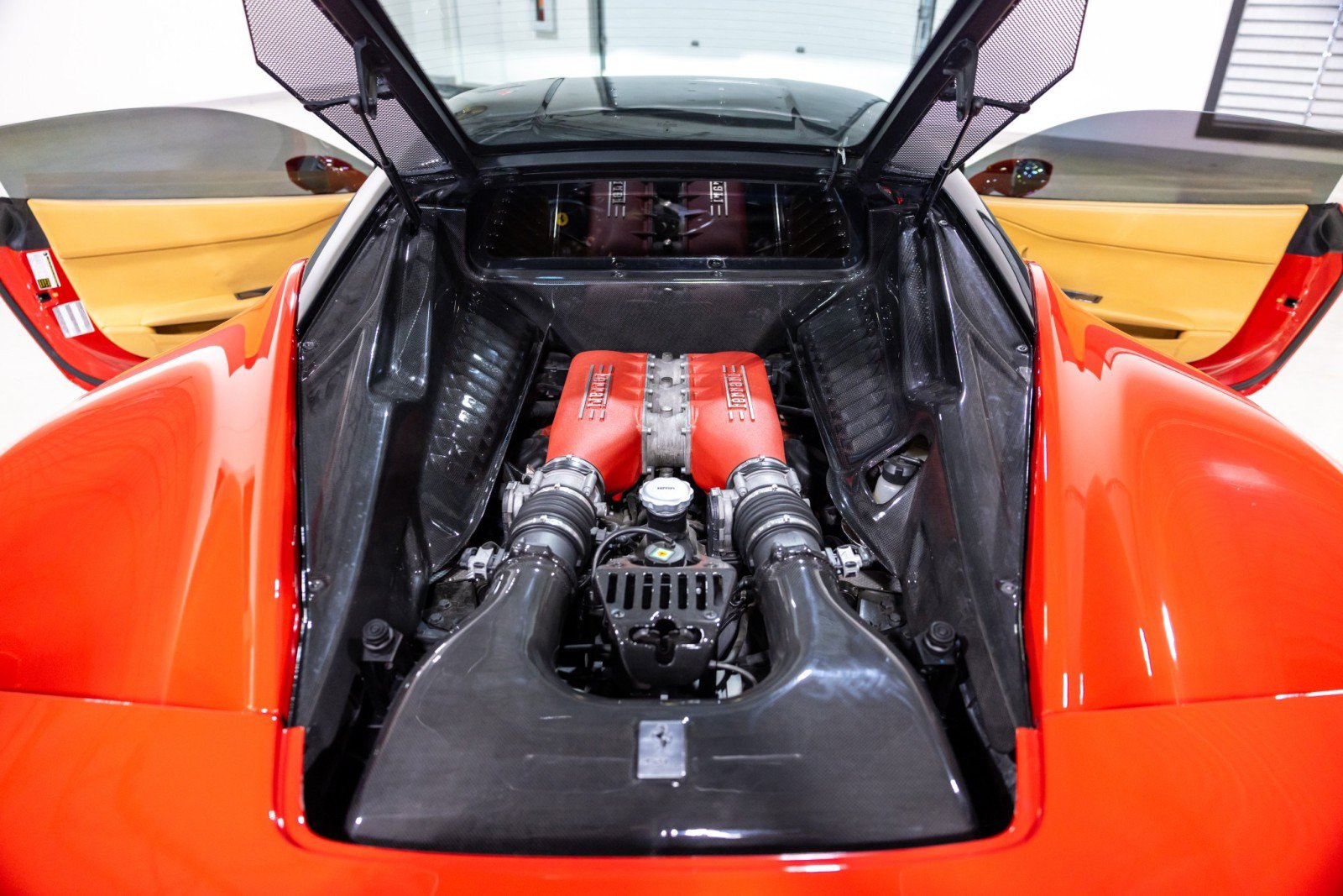 Used 2012 Ferrari 458 Italia Coupe RWD image 54
