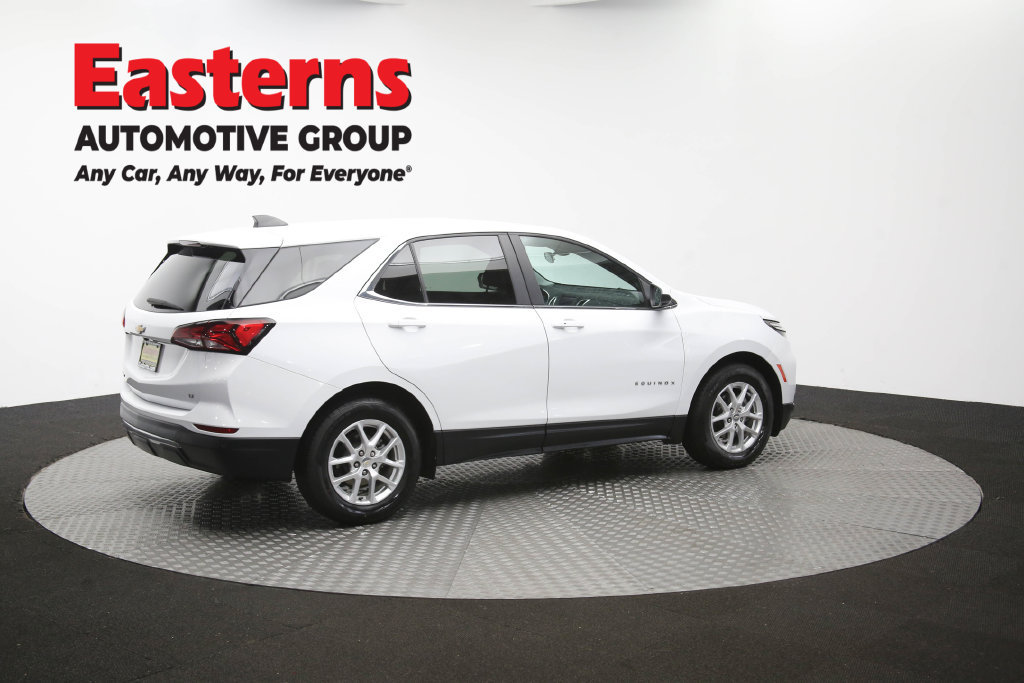 Used 2024 Chevrolet Equinox LT FWD image 43
