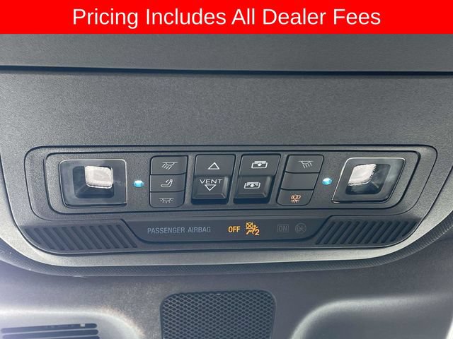 Used 2026 Ford Expedition Platinum w/ Stealth Appearance Package AWD/4WD image 31