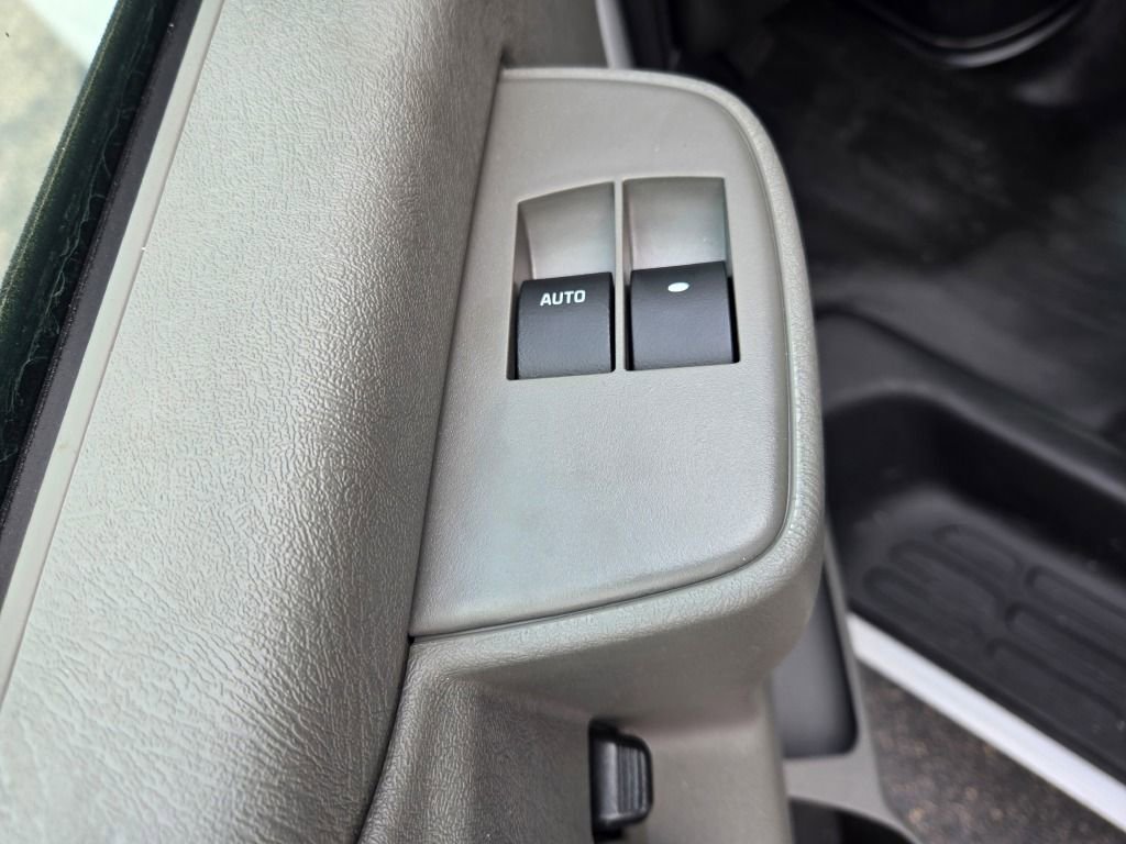 New 2025 Chevrolet Express 3500 w/ Power Convenience Package image 20